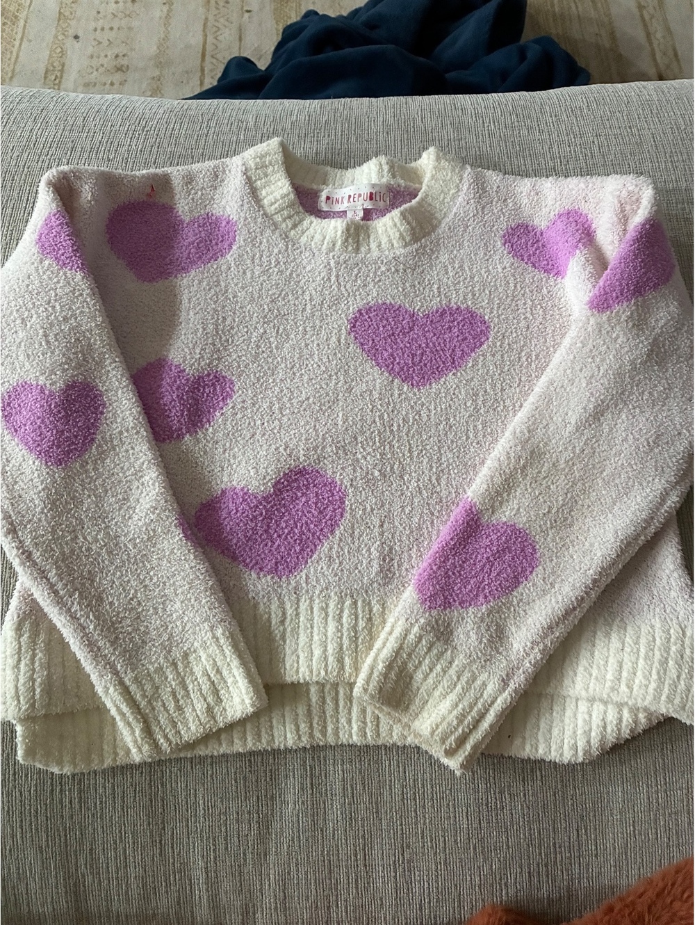 Pink Republic Cream and Pink Heart Pattern Sweater Size Large